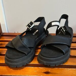 Timberland Leather Black Cross-Strap Sandals